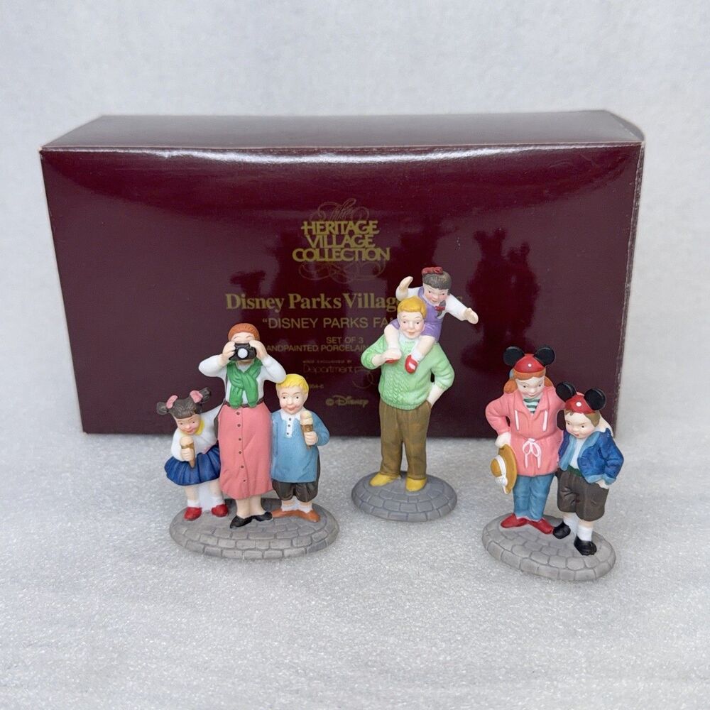 Department 56 Disney Parks Village Series Disney Parks Family 3 Pieces #5354-6